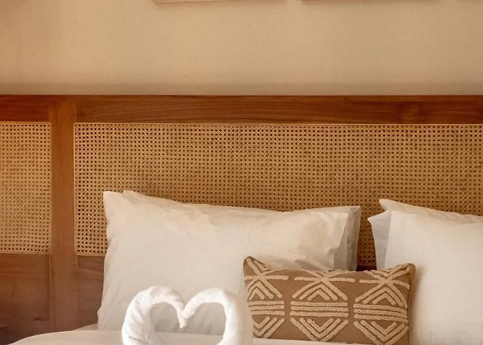 Villa A Better 3br 5min Bintang Seminyak