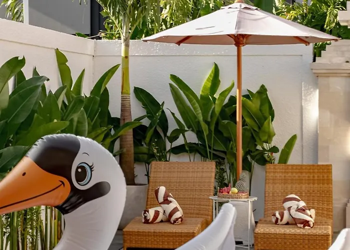 A Better 3br 5min Bintang Villa Seminyak